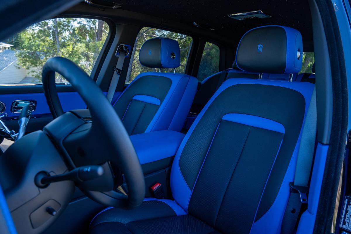 Rolls Royce Cullinan Series II Rental in Los Angeles Thumbnail 14