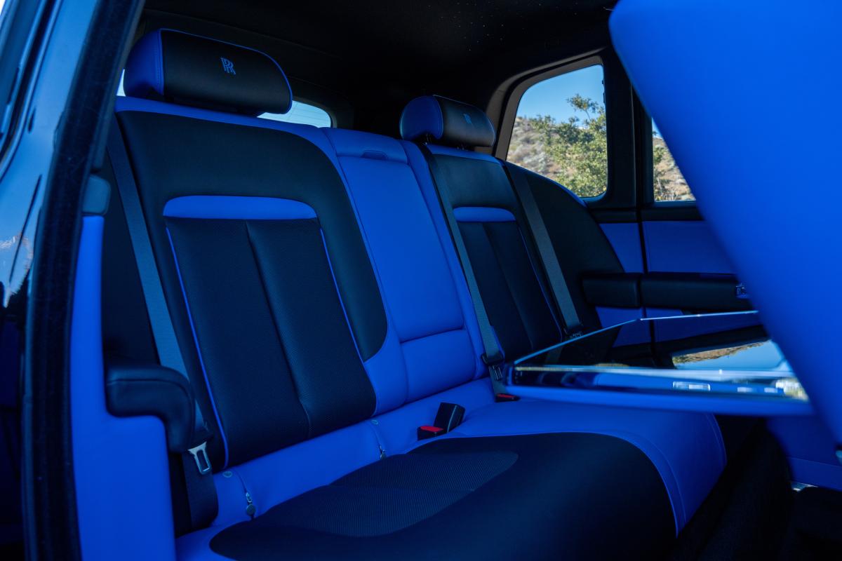 Rolls Royce Cullinan Series II Rental in Los Angeles Thumbnail 17