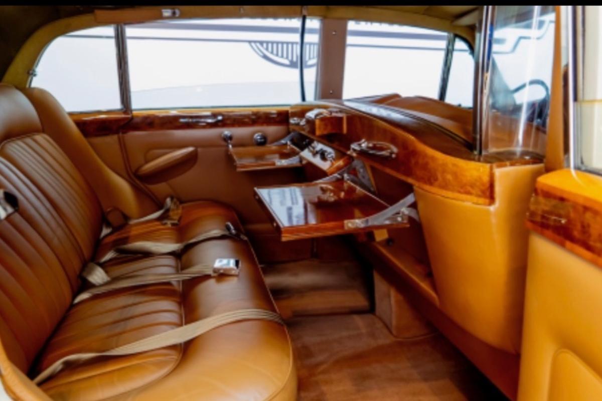 1965 Rolls Royce Silver Cloud III Long Wheel Base W/ Partition Thumbnail 4