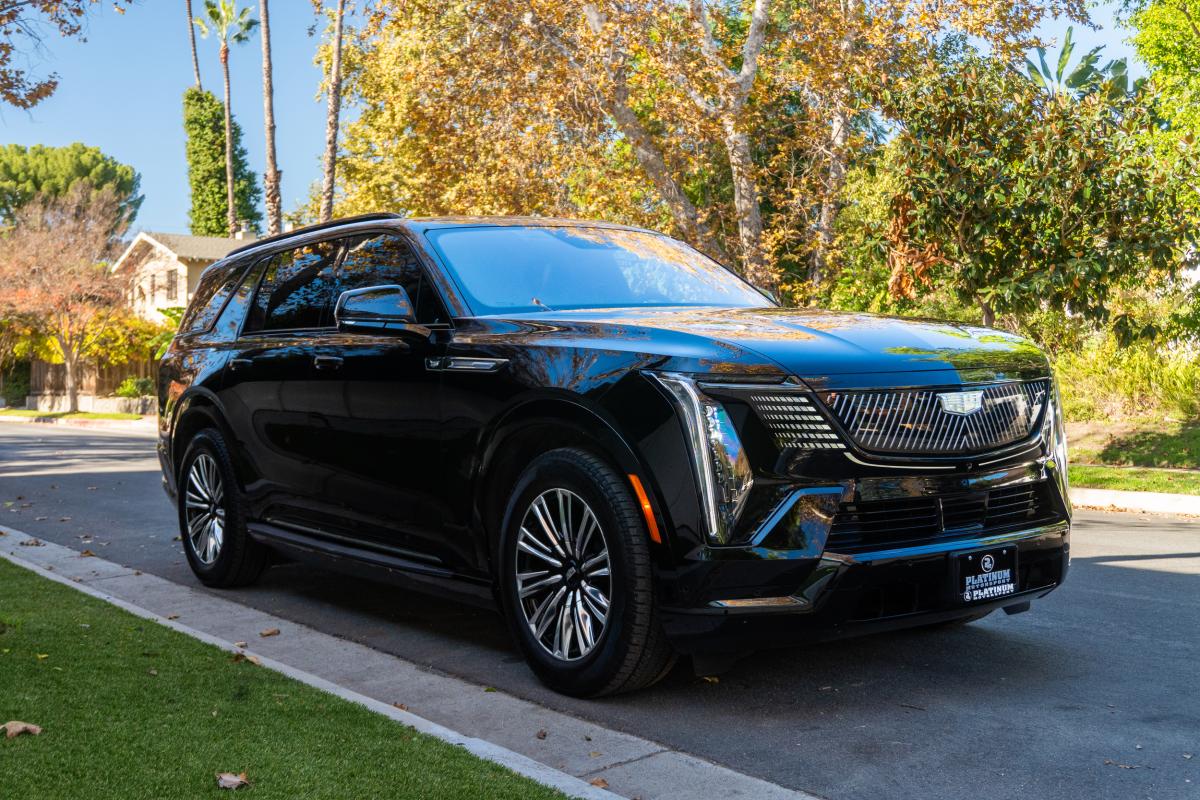 Chauffeur Driven Cadillac Escalde IQL EV 1000E4