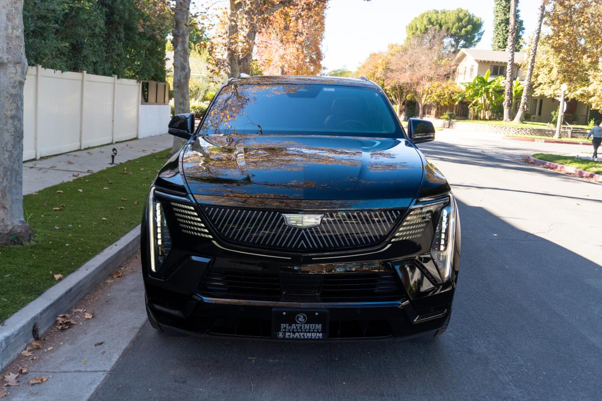 Chauffeur Driven Cadillac Escalde IQL EV 1000E4 Thumbnail 2