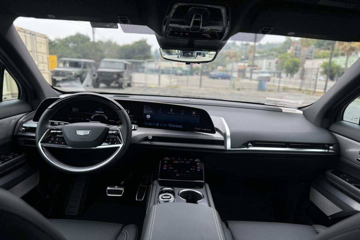 Cadilac EV Vistiq 900 E4 Thumbnail 12