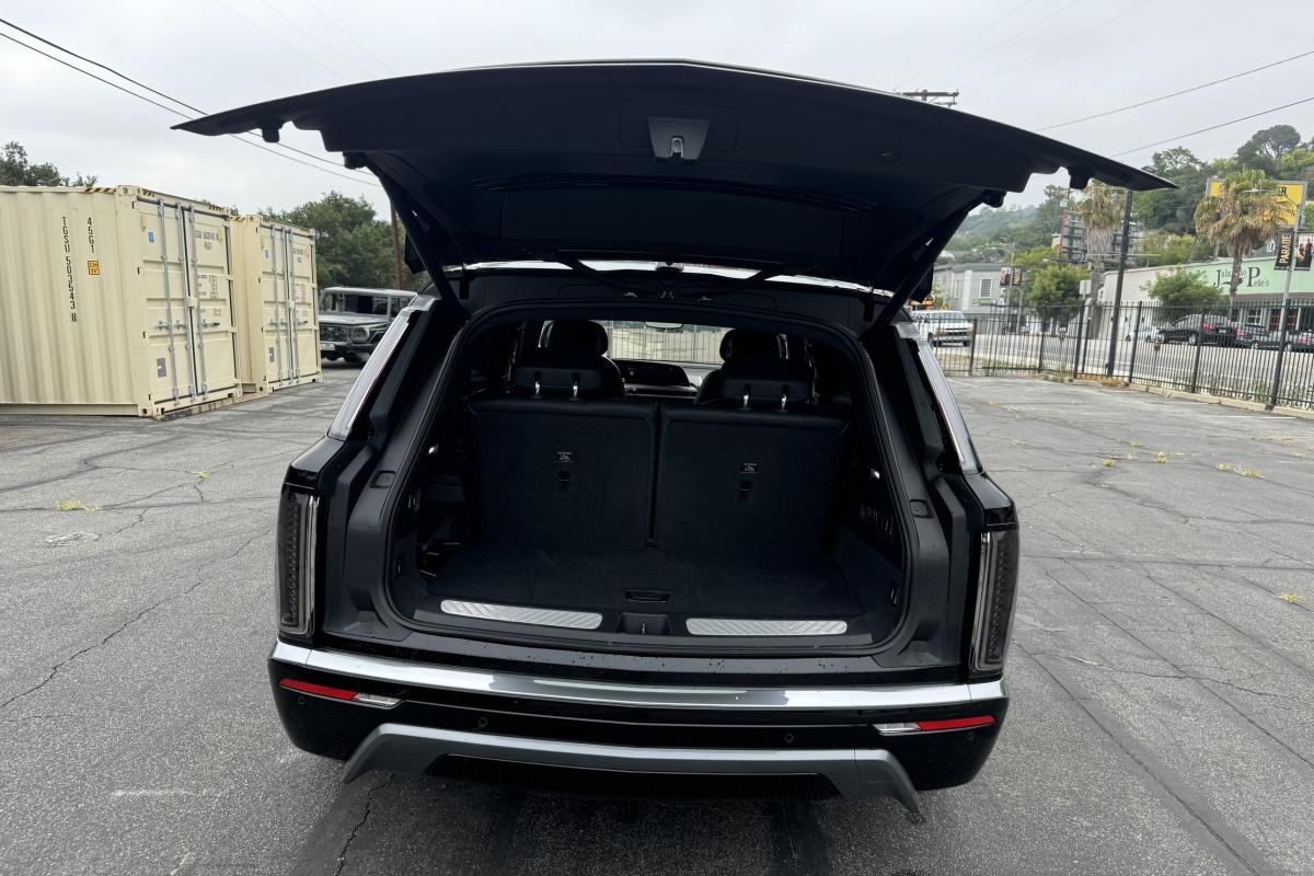 Cadilac EV Vistiq 900 E4 Thumbnail 13