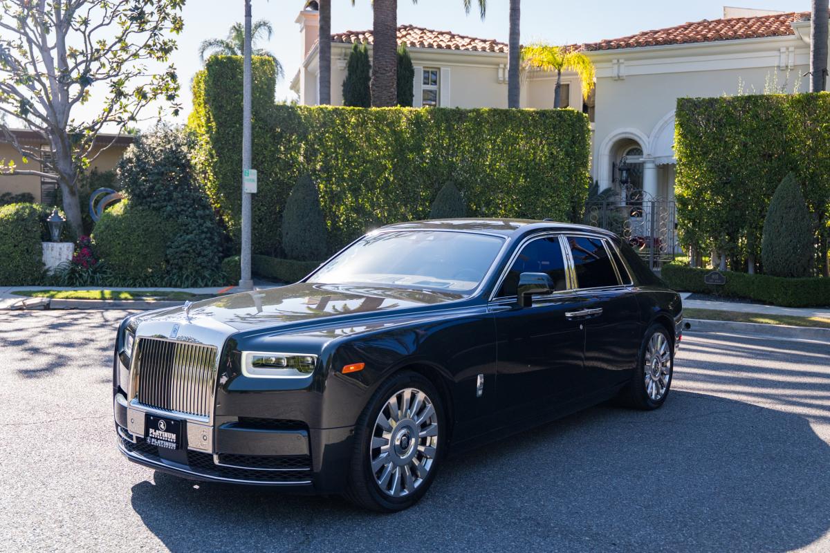 Chauffeur-Driven Rolls-Royce Phantom Series I Service in LA Thumbnail 6