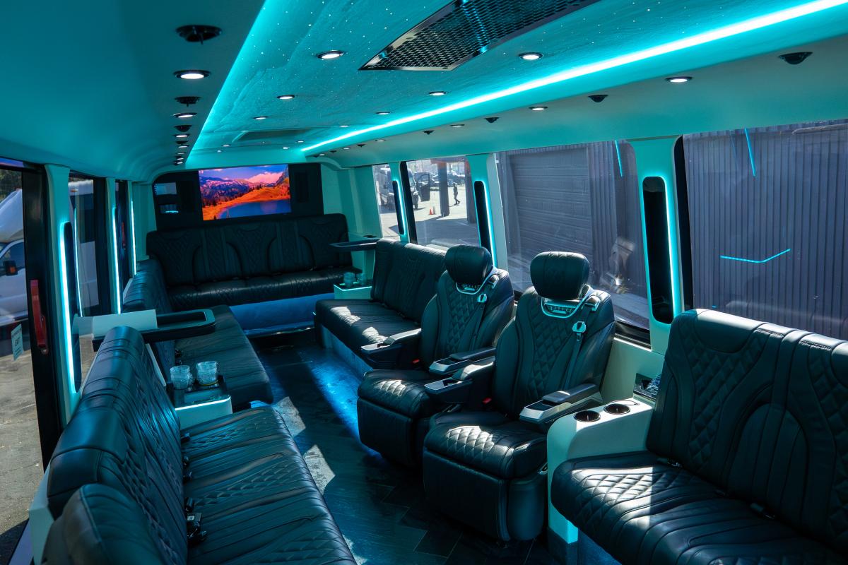 Chauffeur-Driven Entertainment 55 Service in LA Thumbnail 13